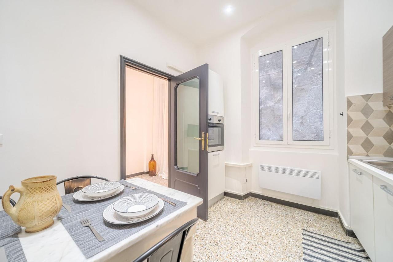 Central & Lovely Apartment In Genova - Netflix! エクステリア 写真
