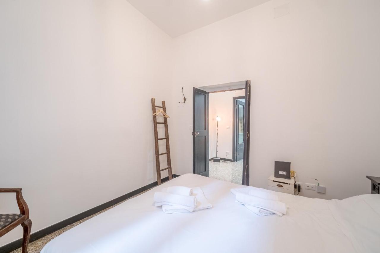 Central & Lovely Apartment In Genova - Netflix! エクステリア 写真
