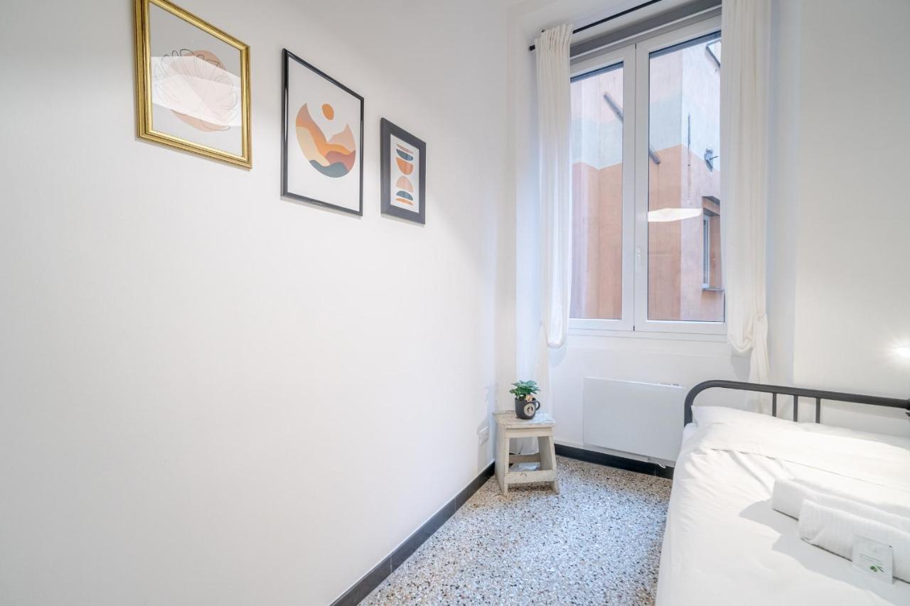 Central & Lovely Apartment In Genova - Netflix! エクステリア 写真