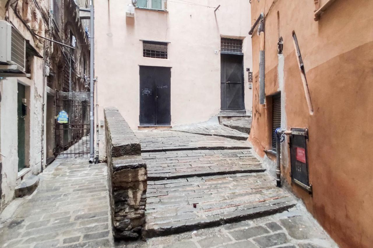 Central & Lovely Apartment In Genova - Netflix! エクステリア 写真